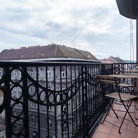 Kiraly Central Apartment With Free Parking And Ac Budapest Eksteriør bilde
