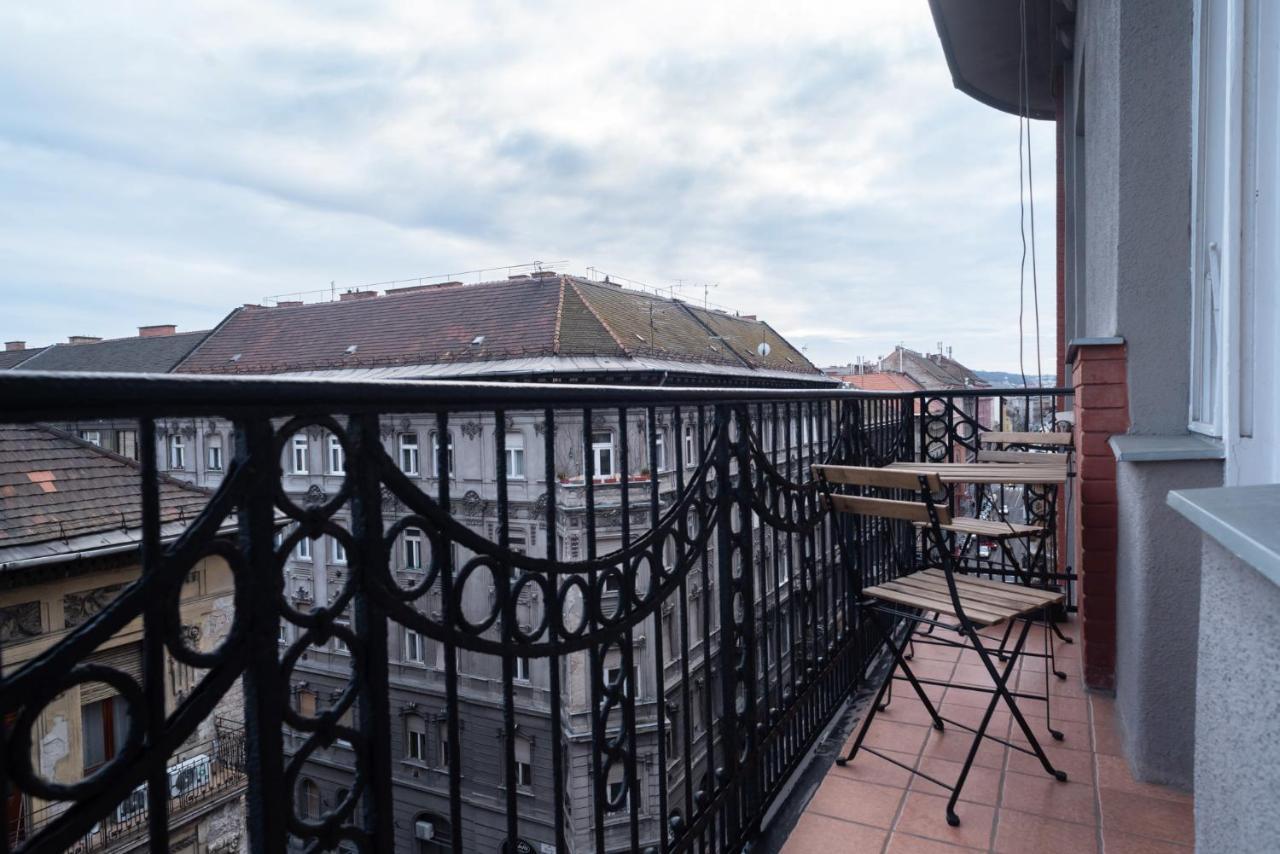 Kiraly Central Apartment With Free Parking And Ac Budapest Eksteriør bilde